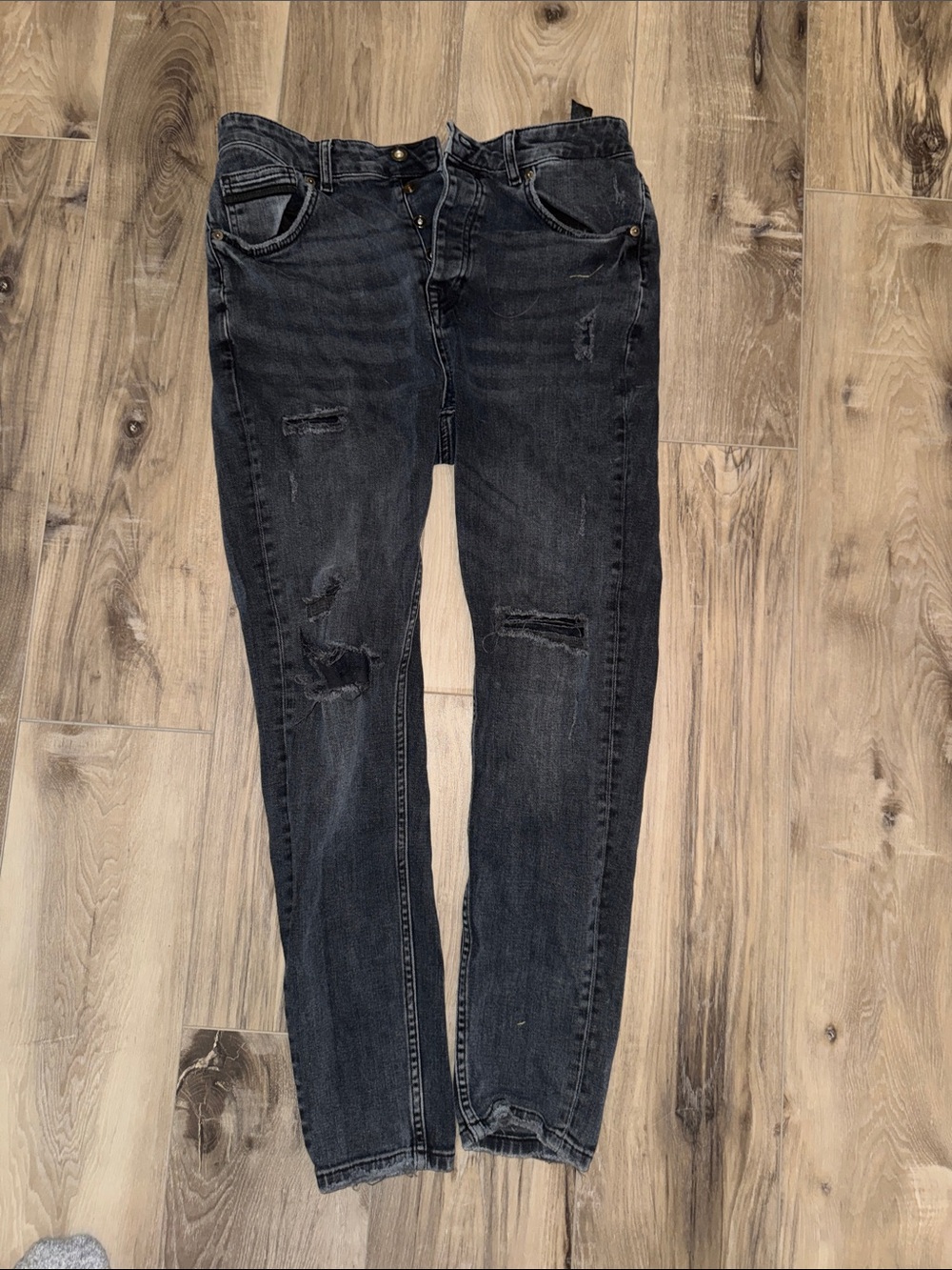 Men’s Distressed Black Slim Jeans